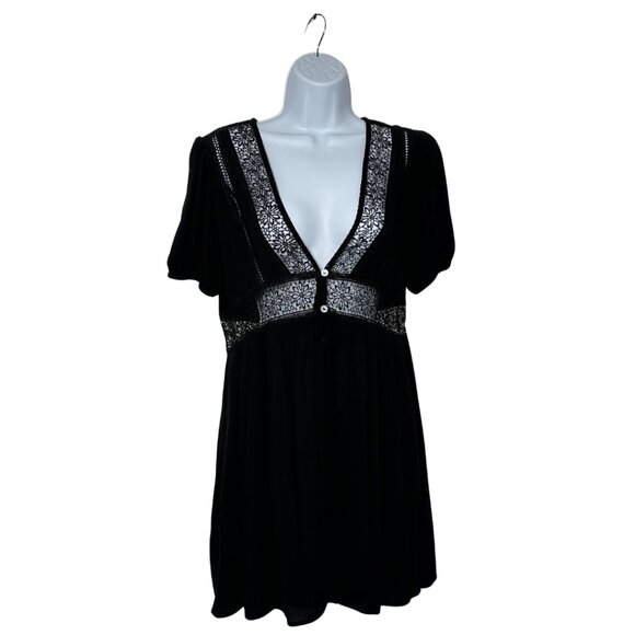 Bewitching BLACK BABYDOLL DRESS Lace rimmed V Neck & Waist Iridescent Buttons - Picture 1 of 9